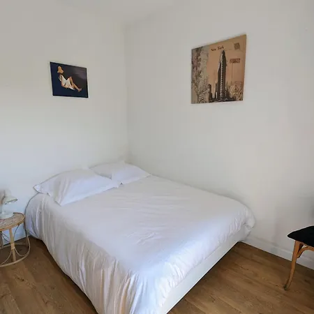 Maison Spacieuse Avec Jardin Proche & Centre *