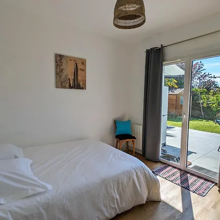 Holiday home Maison Spacieuse Avec Jardin Proche & Centre Pornic