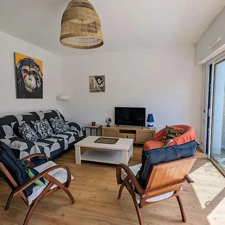 Holiday home Maison Spacieuse Avec Jardin Proche & Centre Pornic